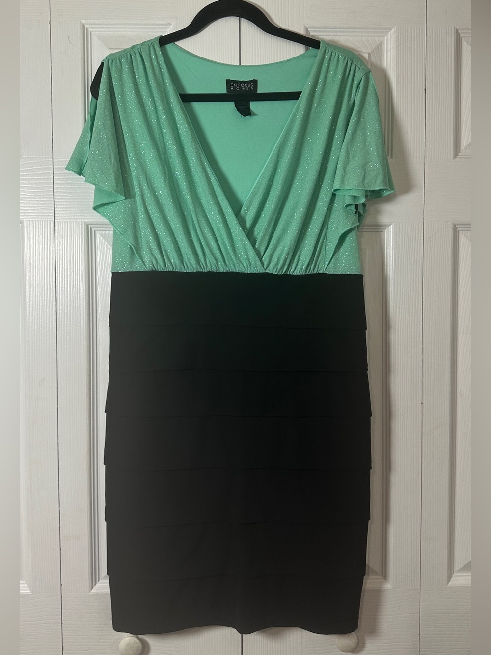 Enfocus Studio Mint Green and Black V-Neck Tiered Dress, size 16W